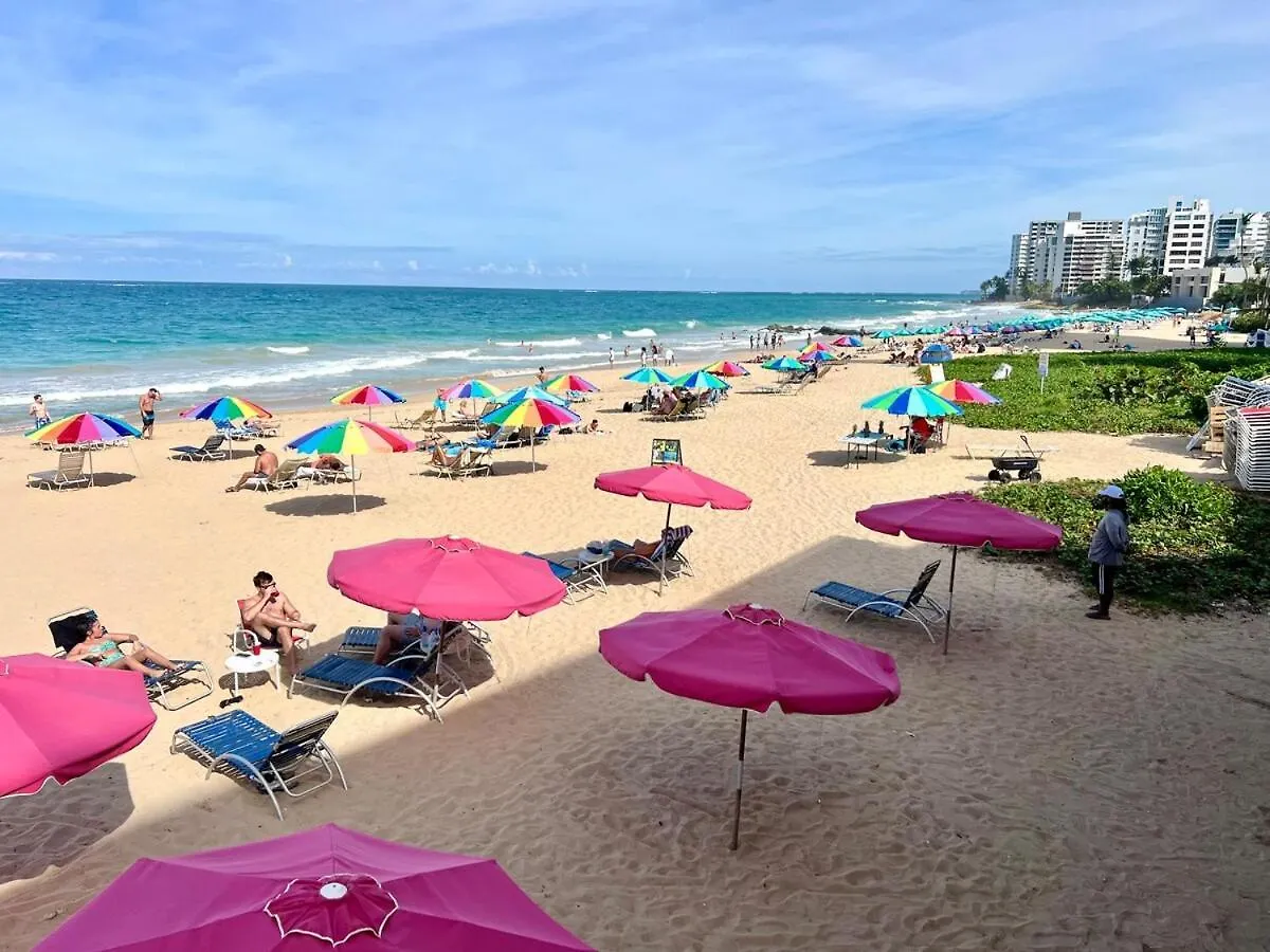 Condado Beachfront Tantra Apartment Сан-Хуан