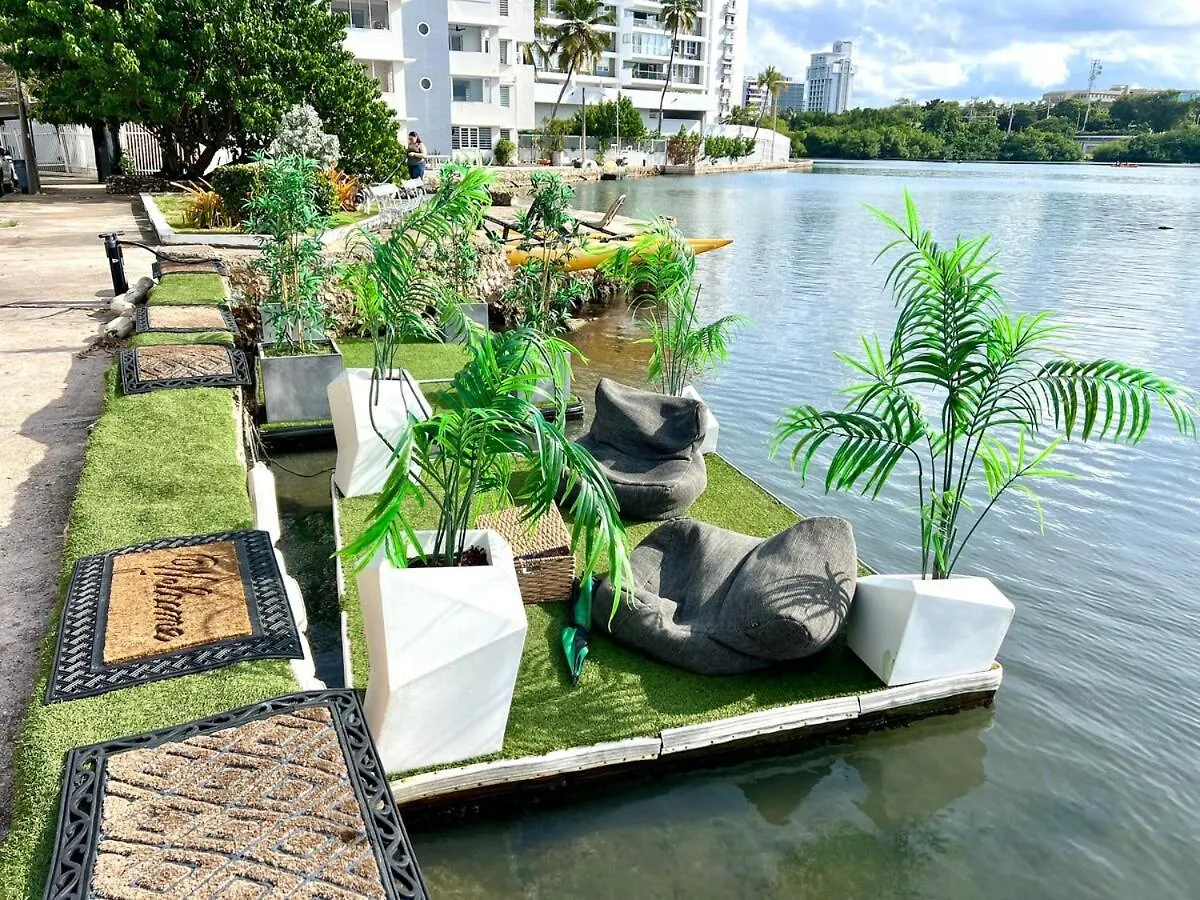 Condado Beachfront Tantra Apartment Сан-Хуан